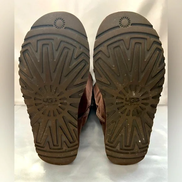 UGG Classic Tall II Boot in color Burnt Cedar - Picture 6 of 13